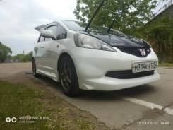 Honda Fit. автомат, передний, 1.3 (100 л.с.), бензин, 135 000 тыс. км