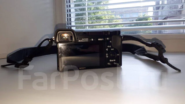 Sony Alpha ILCE-6000 Kit. 20 � ����� ��, ���: 14� � ����� ����