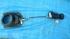 Замок лючка бензобака. Toyota Aristo, JZS160, JZS161 Двигатели: 2JZGE, 2JZGTE