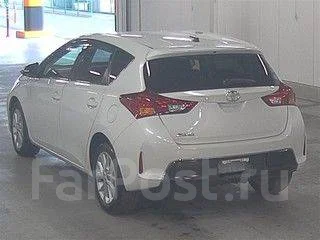 Toyota Auris ����