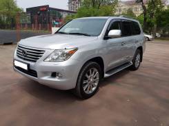 Lexus LX570. Без водителя