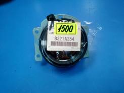 Фара противотуманная. Mitsubishi ASX, GA1W, GA2W, GA3W Mitsubishi Outlander, CW4W, CW5W, CW6W Двигатели: 4A92, 4B10, 4B11, 4B12, 6B31