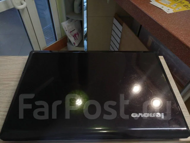 Lenovo G580. 15.6", 2,2����, ��� 6 ��, ���� 320���, WiFi: 1, Bluetooth: 1, ����������� �� 4��. ����