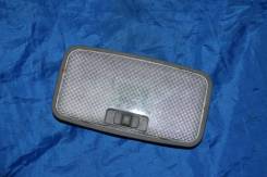 Светильник салона. Toyota: Aurion, Mark X Zio, Vios, Corolla, Raum, Vanguard, FJ Cruiser, Hilux Surf, Matrix, Isis, Corolla Rumion, Belta, Ractis, Sie...