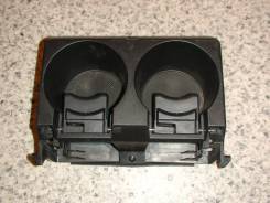 Подстаканник. Suzuki Escudo, TA74W, TD54W, TD94W Suzuki Vitara Suzuki Grand Vitara, FTB03, JT, 3TD62, TL52 Двигатели: G16B, M16A, J20A, H25A, J24B, N3...