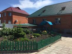 Продам коттедж. Улица Попова 74а, р-н Слобода, площадь дома 279 кв. м., централизованный водопровод, электричество 15 кВт, отопление твердотопливное...