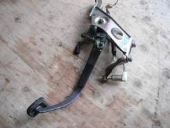 Педаль сцепления. Toyota Succeed, NCP50, NCP51, NCP51V, NCP55, NCP55V, NCP58, NCP58G, NCP59, NCP59G Toyota Probox, NCP50, NCP50V, NCP51, NCP51V, NCP55...