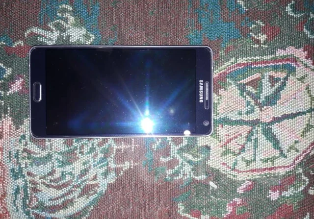 Samsung Galaxy A7 2015. �/� ����