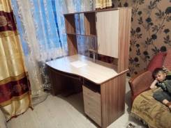 Столы.