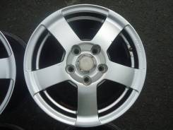 Strada. 6.5x15", 5x114.30, ET48
