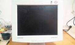 Samsung. 15", технология ЖК (LCD)