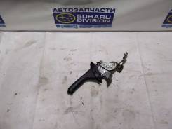 Ручка ручника. Subaru Legacy, BE5, BE9, BEE, BES, BH5 Subaru Legacy B4, BE9, BE5, BEE Двигатели: EJ18, EJ18E, EJ18S, EJ20, EJ201, EJ202, EJ203, EJ204...
