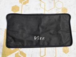 Коврик. Toyota Vitz, NCP95, NCP91, KSP90, SCP90 Двигатели: 2NZFE, 1NZFE, 1KRFE, 2SZFE