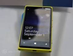 Nokia Lumia 920. Б/у, 32 Гб, Желтый, 4G LTE