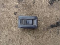 Кнопка стеклоподъемника. Toyota Sprinter, AE100, AE104, AE91, AE95, CE100, CE104, CE90, CE95, EE101, EE90 Toyota Sprinter Carib, AE95, AE95G Toyota Co...