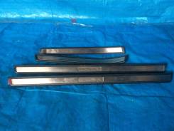 Порог пластиковый. Toyota Crown Majesta, GS171, JKS175, JZS171, JZS173, JZS175, JZS177, JZS179, UZS171, UZS173, UZS175 Toyota Crown, GS171, GS171W, JK...