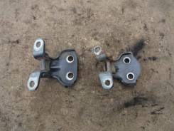 Кронштейн двери. Toyota Corsa, EL41, EL43, EL45, NL40 Toyota Sprinter Carib, AE95, AE95G Toyota Corolla, AE92, AE95, EE90 Toyota Tercel, EL40, EL41, E...