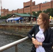 Няня-воспитатель. Высшее образование по специальности, опыт работы 14 лет