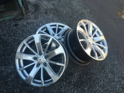 Akina. 8.0x18", 5x114.3, ET35 ����
