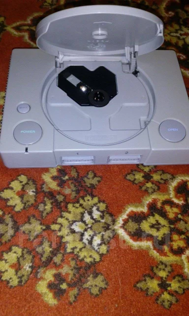 Sony PlayStation One ����
