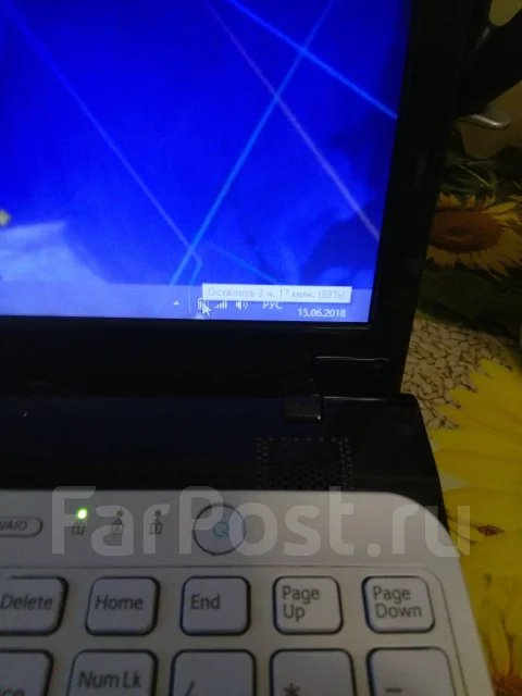 Sony VAIO SVE151J11V. 15.6", 2,4����, ��� 4 ��, ���� 300���, WiFi: 1, Bluetooth: 1, ����������� �� 3��. ����
