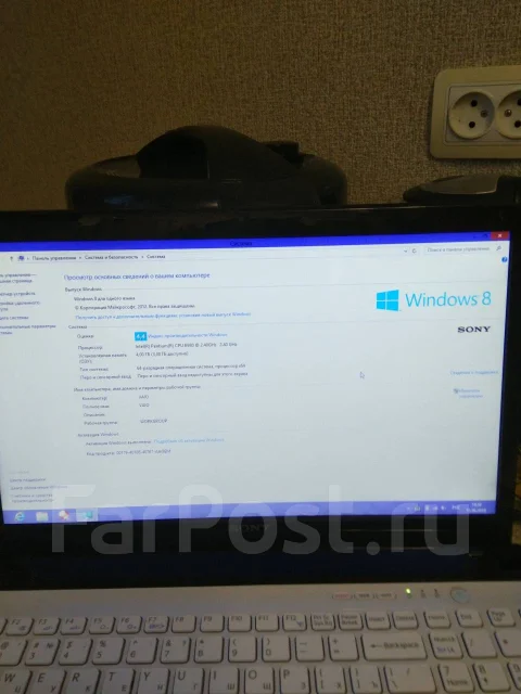 Sony VAIO SVE151J11V. 15.6", 2,4����, ��� 4 ��, ���� 300���, WiFi: 1, Bluetooth: 1, ����������� �� 3��. ����
