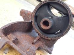 Подушка двигателя. Toyota: Carina, Sprinter, Corona, Corolla Levin, Sprinter Trueno, Corolla Двигатели: 3E, 4AGE, 2E, 5AF, 5AFE, 5AFHE, 2EE, 4AF, 4AFE