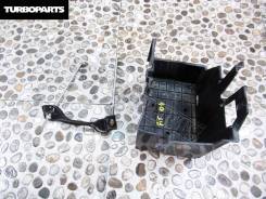 Крепление аккумулятора. Honda Fit, GE6, GE7, GE8, GE9 Двигатели: L13A, L15A