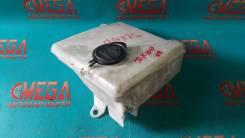 Бачок стеклоомывателя. Toyota Crown, GBS12 Toyota Mark II, GX100, GX105, GX90, JZX100, JZX101, JZX105, JZX90, JZX90E, JZX91, JZX91E, JZX93, LX100, LX9...