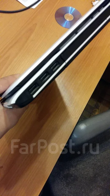 Sony VAIO SVE. 15.6", 2,4����, ��� 4 ��, ���� 320���, WiFi: 1, Bluetooth: 1, ����������� �� 3��. ����