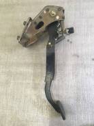 Педаль тормоза. Toyota: Yaris, Platz, Echo Verso, Vitz, Echo, Yaris Verso, Succeed, Probox Двигатели: 1NDTV, 1NZFE, 1SZFE, 2NZFE
