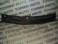 Решетка под дворники. Toyota Kluger V