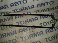Молдинг лобового стекла. Toyota Kluger V