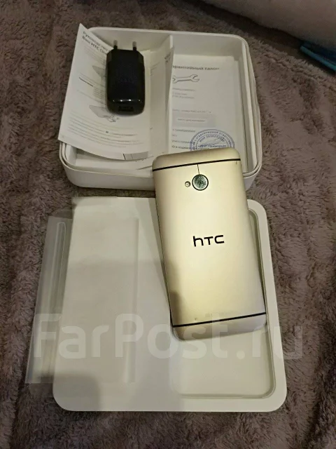 HTC One M7. �/�, ������� ����