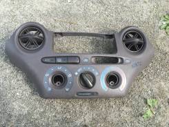 Блок управления климат-контролем. Toyota Yaris, NCP11, NCP12 Toyota Platz, NCP12, NCP16, SCP11 Toyota Vitz, NCP10, NCP13, NCP15, SCP10 Toyota Echo, NC...