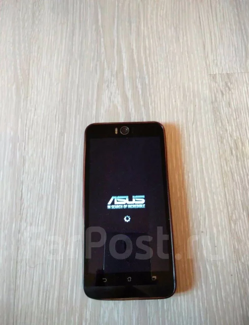 Asus ZenFone Selfie. �/�, �������, 3G, 4G LTE, Dual-SIM ����