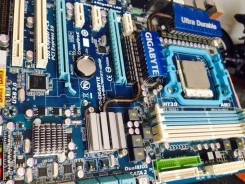 Socket AM3 ����
