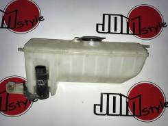 Бачок для тормозной жидкости. Toyota: RAV4, Camry, Soarer, Corolla, Tercel, Avensis Verso, Celica, Celsior, Picnic, Century, T100, Picnic Verso, Paseo...