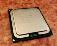 Intel Core 2 Quad ����