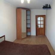 2-комнатная, улица Иртышская 4а. Столетие, агентство, 48 кв. м. Комната
