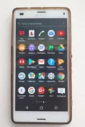 Sony Xperia Z3 Compact. �/�