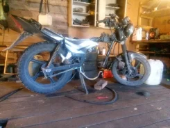 ABM X-moto ����