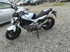 Suzuki SFV 650 Gladius. 650 куб. см., исправен, птс, без пробега