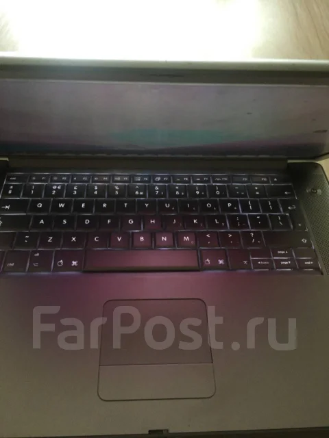 Apple MacBook. 15.4", 1,6����, ��� 2048 ��, ���� 60���, WiFi: 1, Bluetooth: 1, ����������� �� 3��. ����
