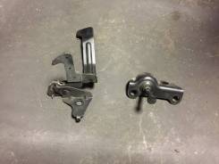 Замок капота. Toyota Vanguard, ACA31, ACA36 Toyota RAV4, ACA30, ACA31, ACA31W, ACA33, ACA36, ACA36W, ACA38, ACA38L, ALA30, ALA35, ASA33, ASA38, GSA33...