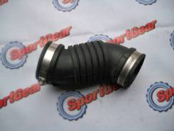 Патрубок воздухозаборника. Subaru Forester, SG5, SG9, SG9L Двигатели: EJ205, EJ255