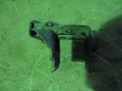 Кронштейн кпп. Toyota Auris, NDE150, ZRE151, ZZE150 Toyota Corolla, NDE150, ZRE151, ZRE152, ZZE150 Двигатели: 1NDTV, 1ZRFE, 4ZZFE, 2ZRFE
