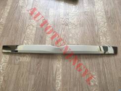 Накладка на дверь. Toyota Voxy, ZRR75W, ZRR75G, ZRR70G, ZRR70W Двигатели: 3ZRFAE, 3ZRFE