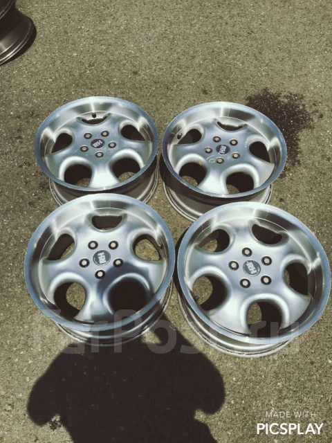 RH Wheels. 8.0x17", 5x100, 5x112, ET60 ����