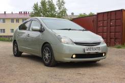 Toyota Prius. вариатор, передний, 1.5 (76 л.с.), электричество, 165 тыс. км